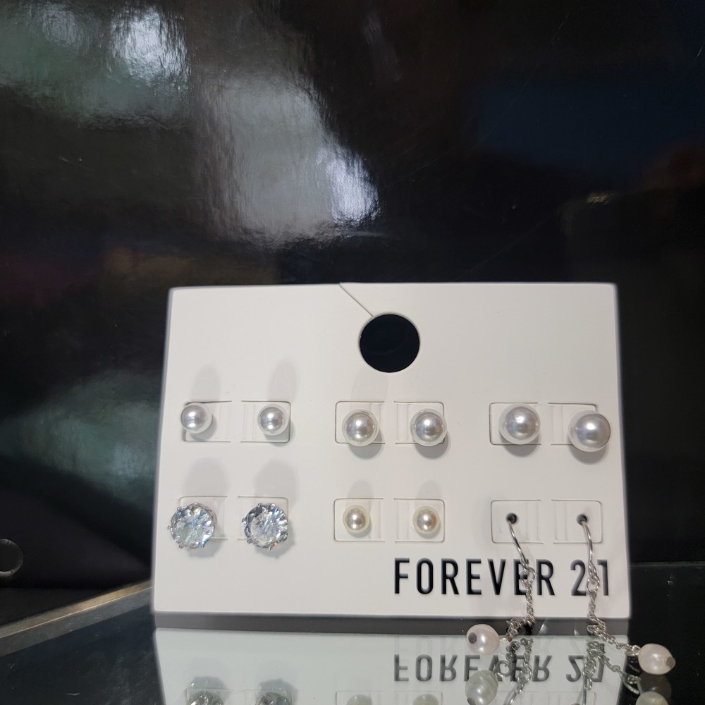 Forever 21 | Pearl | Earrings | Studs | Drop | 6 Pairs